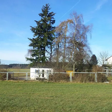 Tonis Hütte * Hohenfels (Baden-Wurttemberg)