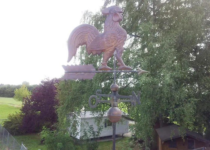 Tonis Huette * Hohenfels (Baden-Wurttemberg)